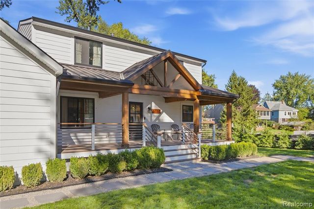 5150 Cheyenne Avenue, Waterford, MI 48327