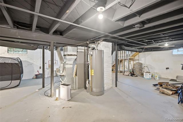5150 Cheyenne Avenue, Waterford, MI 48327