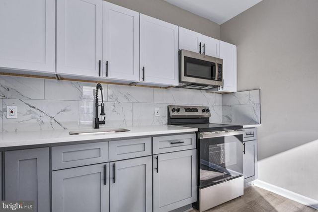 1402 W 3RD ST, Wilmington, DE 19805