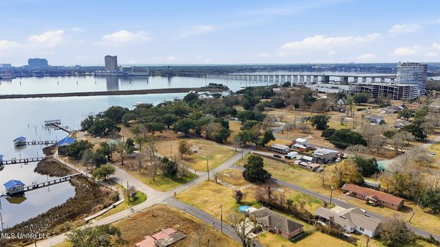 3032 Race Track Road, D'iberville, MS 39540