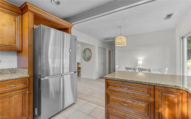 460 Virginian DR, Norfolk, VA 23505