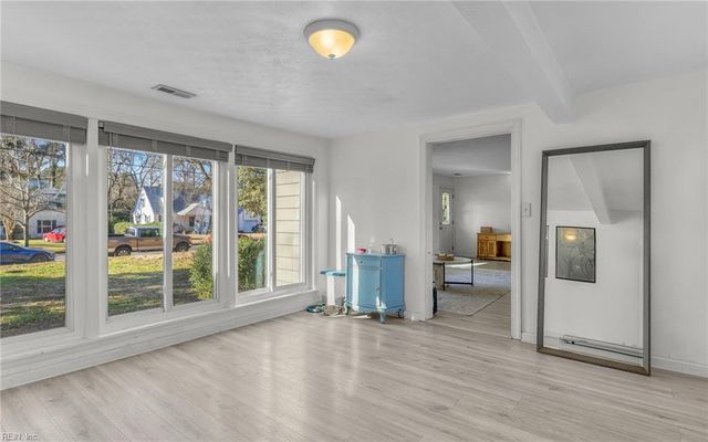 460 Virginian DR, Norfolk, VA 23505