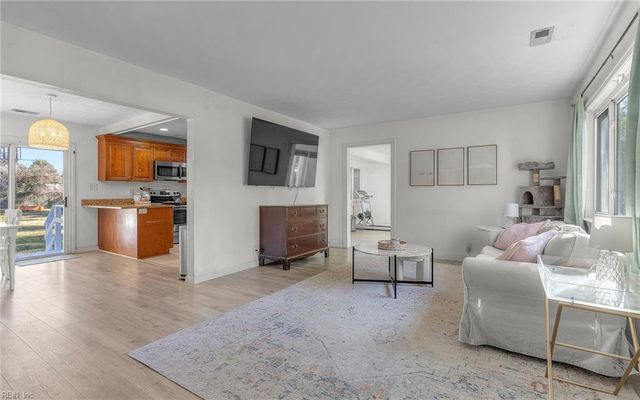 460 Virginian DR, Norfolk, VA 23505