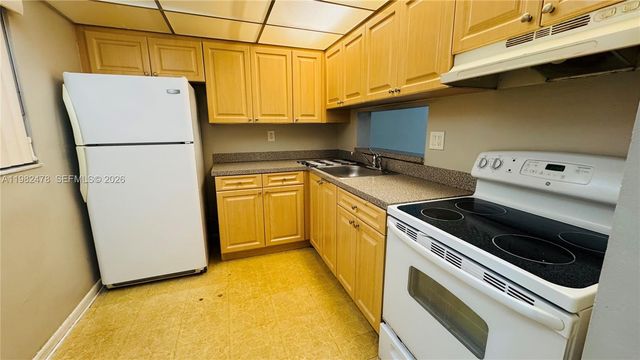 8700 SW 133rd Ave Rd 209, Miami, FL 33183