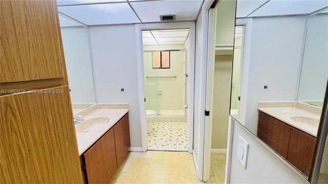 8700 SW 133rd Ave Rd 209, Miami, FL 33183