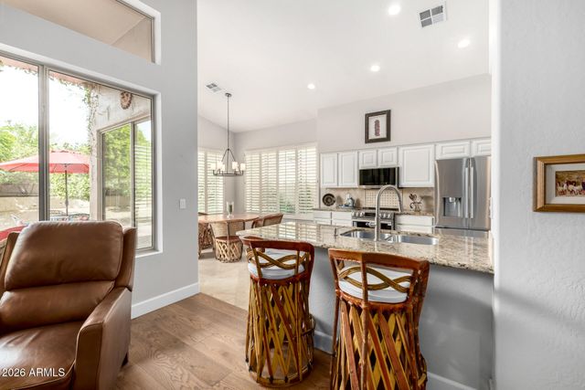 9042 E PARAISO Drive, Scottsdale, AZ 85255