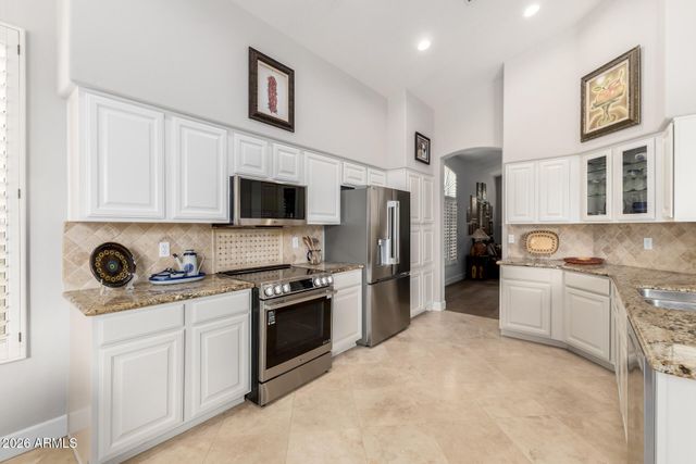 9042 E PARAISO Drive, Scottsdale, AZ 85255