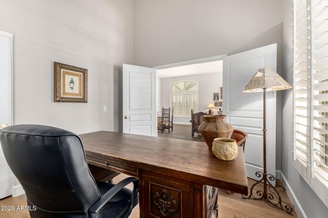 9042 E PARAISO Drive, Scottsdale, AZ 85255