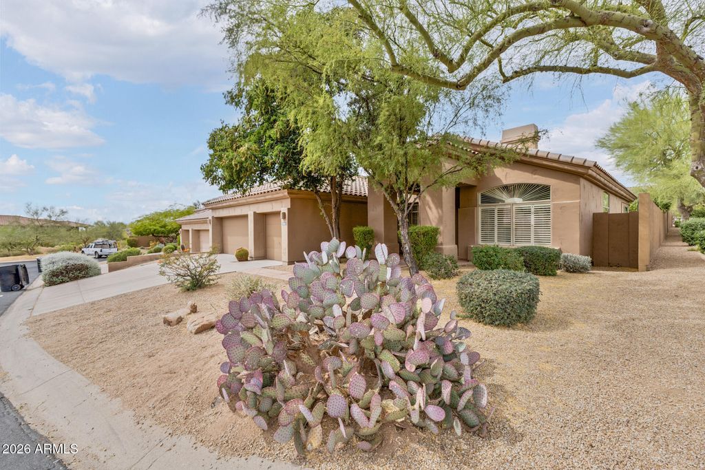 9042 E PARAISO Drive, Scottsdale, AZ 85255 — photo 2