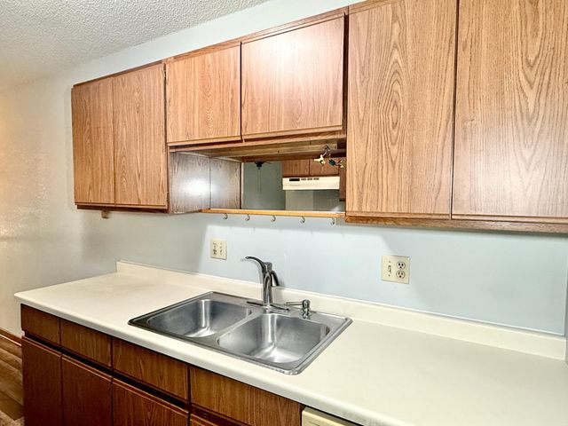 2129 49th Way E, Inver Grove Heights, MN 55077