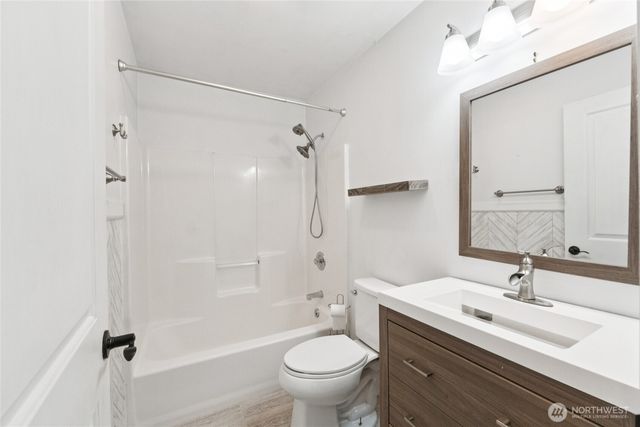 8717 E Meadow Lake Drive, Snohomish, WA 98290