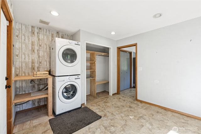 8717 E Meadow Lake Drive, Snohomish, WA 98290