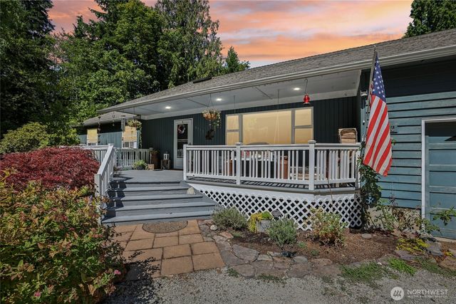 8717 E Meadow Lake Drive, Snohomish, WA 98290