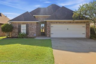 304 Ridge Pointe Drive, Brandon, MS 39042