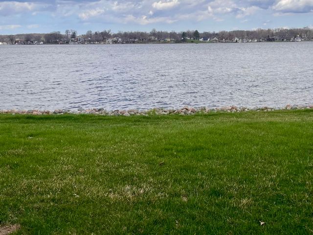 13939 Huseman Street, Cedar Lake, IN 46303