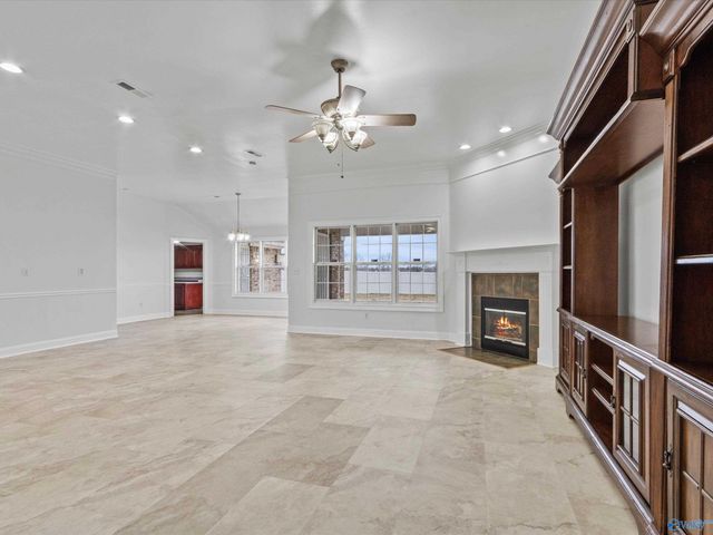 16805 Georgie Edith Lane, Athens, AL 35613