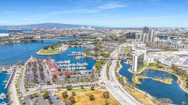 1 3rd 605, Long Beach, CA 90802
