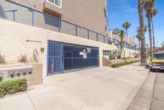 1 3rd 605, Long Beach, CA 90802
