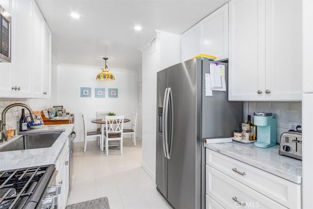 1 3rd 605, Long Beach, CA 90802