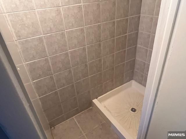 570 Broad Street, Carlstadt, NJ 07072