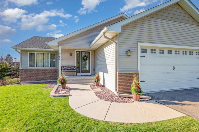 757 Pleasant Avenue, Saint Paul Park, MN 55071