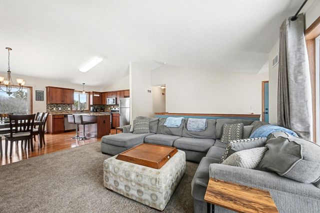 757 Pleasant Avenue, Saint Paul Park, MN 55071