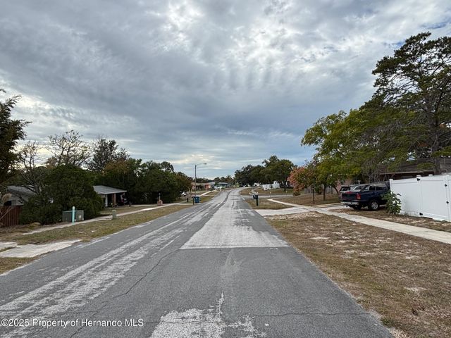 6330 Kelvin Court, Spring Hill, FL 34606