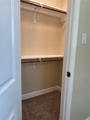 606 County Road 157, Alvin, TX 77511