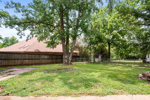 418 Winfrey Dr, Murfreesboro, TN 37130