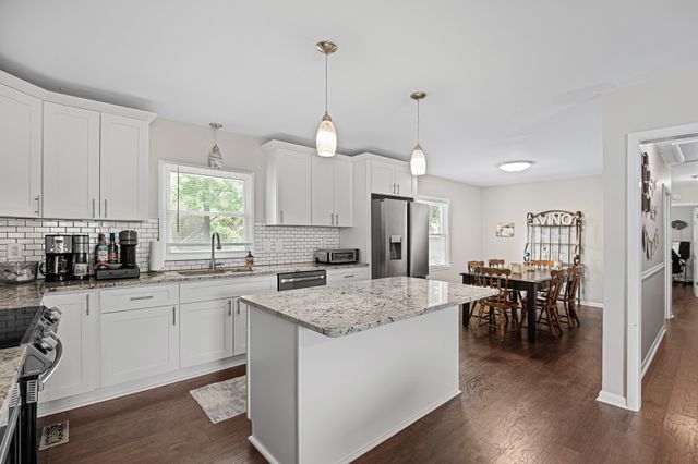 418 Winfrey Dr, Murfreesboro, TN 37130