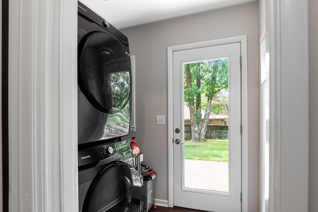 418 Winfrey Dr, Murfreesboro, TN 37130