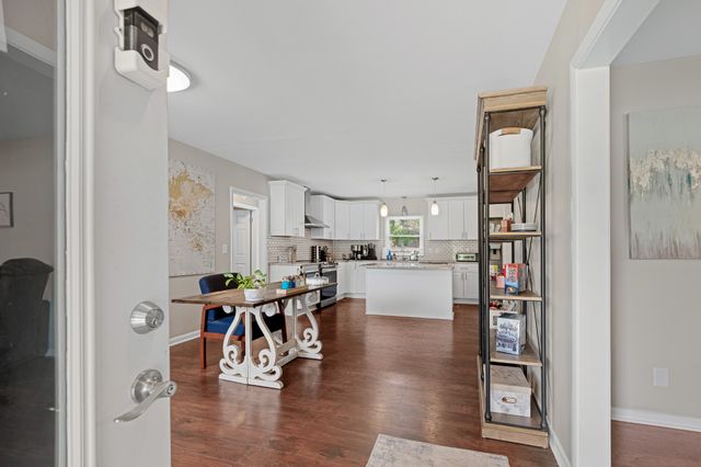 418 Winfrey Dr, Murfreesboro, TN 37130
