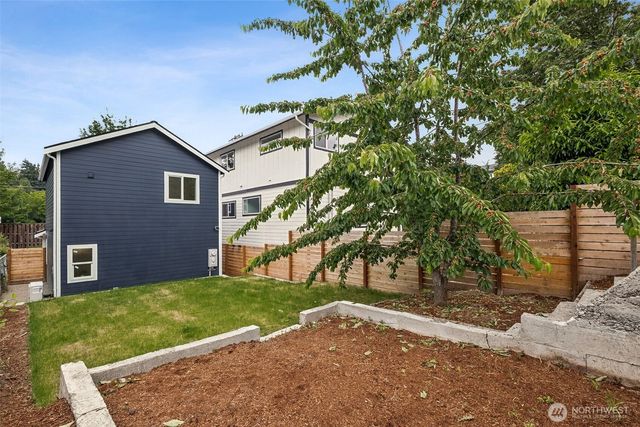 4004 Courtland Place S, Seattle, WA 98118