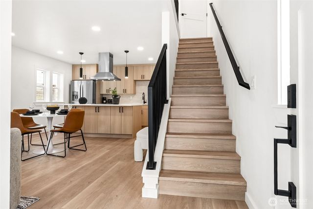 4004 Courtland Place S, Seattle, WA 98118