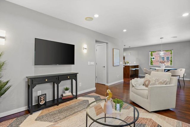 223 N Baldwin Street, Madison, WI 53703
