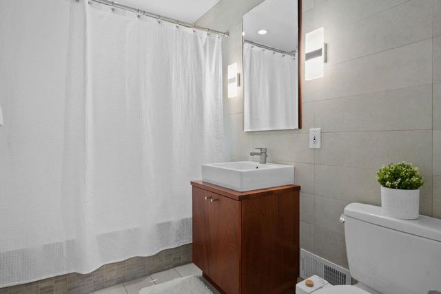 223 N Baldwin Street, Madison, WI 53703