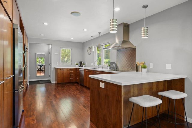 223 N Baldwin Street, Madison, WI 53703