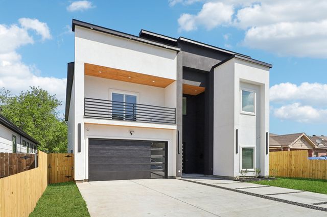 3513 Nomas Street, Dallas, TX 75216