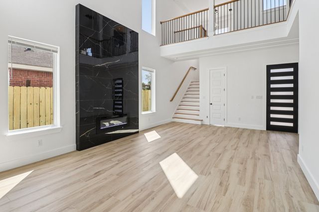 3513 Nomas Street, Dallas, TX 75216