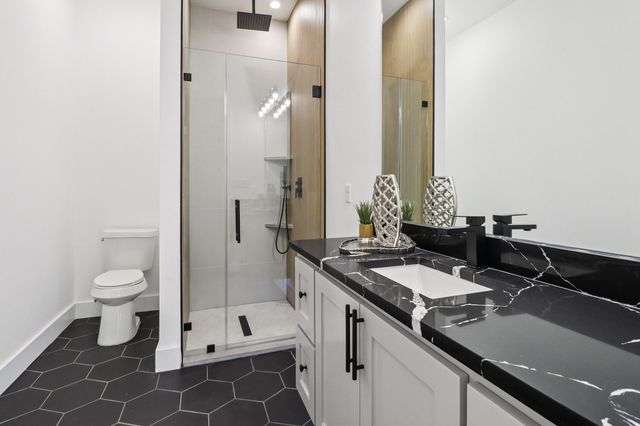 3513 Nomas Street, Dallas, TX 75216