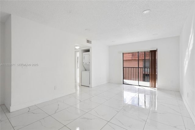6580 W 27th Court 58-21, Hialeah, FL 33016