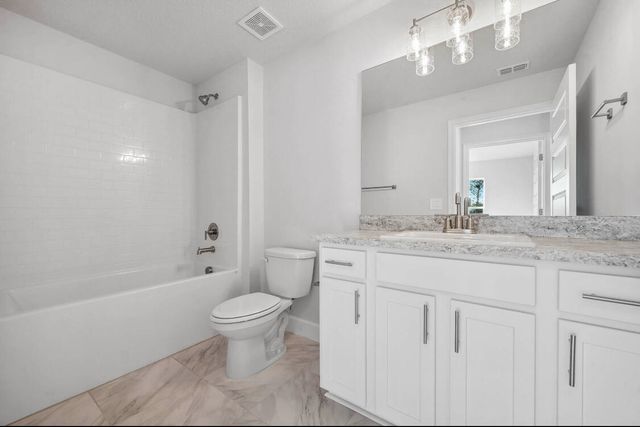 8605 Giovanni Avenue, Fort Pierce, FL 34951