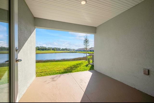 8605 Giovanni Avenue, Fort Pierce, FL 34951