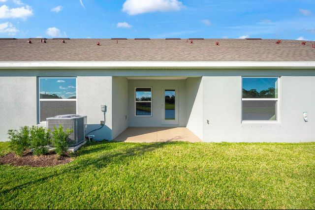 8605 Giovanni Avenue, Fort Pierce, FL 34951