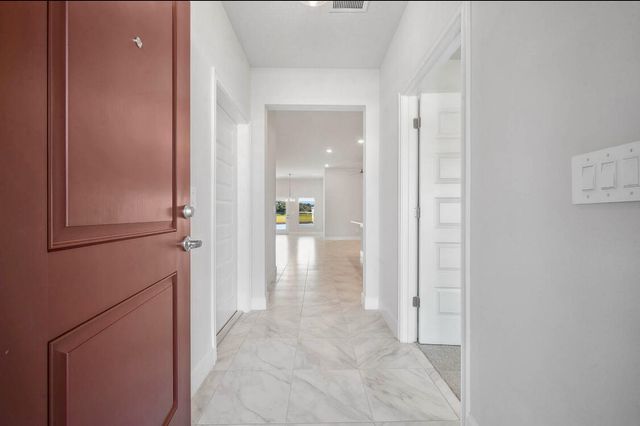 8605 Giovanni Avenue, Fort Pierce, FL 34951