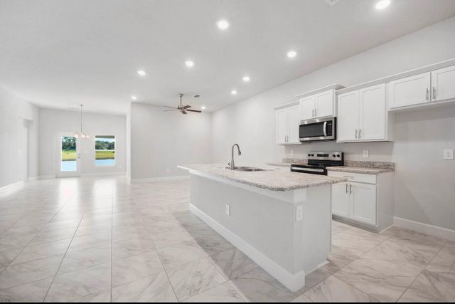 8605 Giovanni Avenue, Fort Pierce, FL 34951