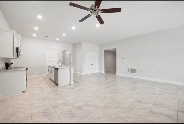 8605 Giovanni Avenue, Fort Pierce, FL 34951