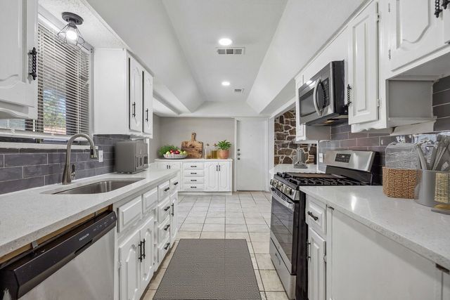 117 Wesley Drive, Desoto, TX 75115