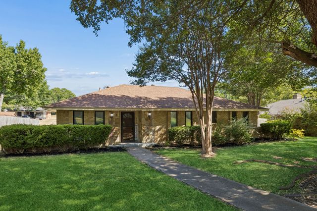 117 Wesley Drive, Desoto, TX 75115