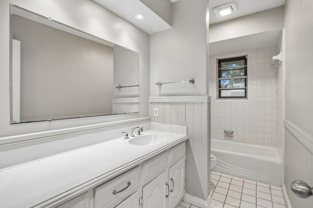 117 Wesley Drive, Desoto, TX 75115